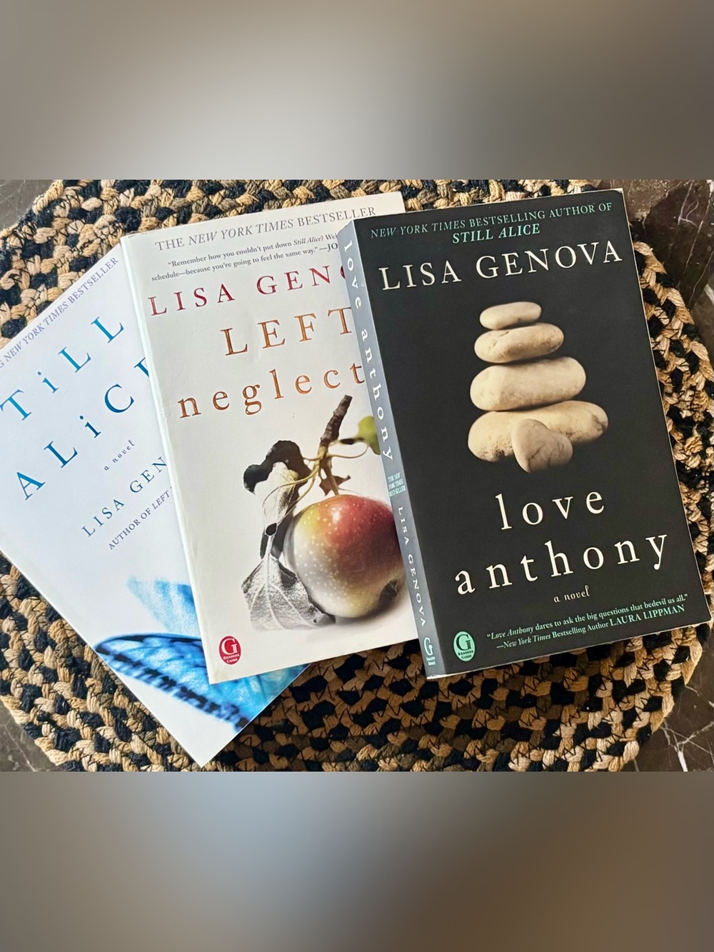 Lisa Genova Paperback Books
